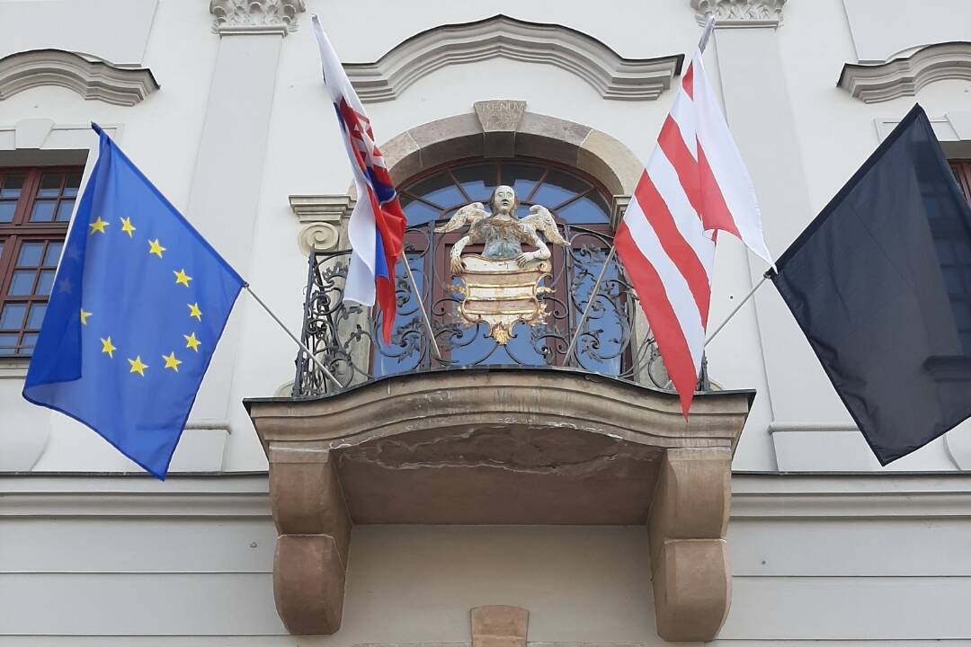 Foto: Historický banskobystrický erb podstupuje rekonštrukciu. Originál nahradí replika