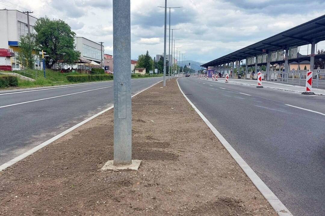 Foto: Zrekonštruovaná žiarska ulica ožije kvetmi. Na ich závlahu budú používať popredné technológie