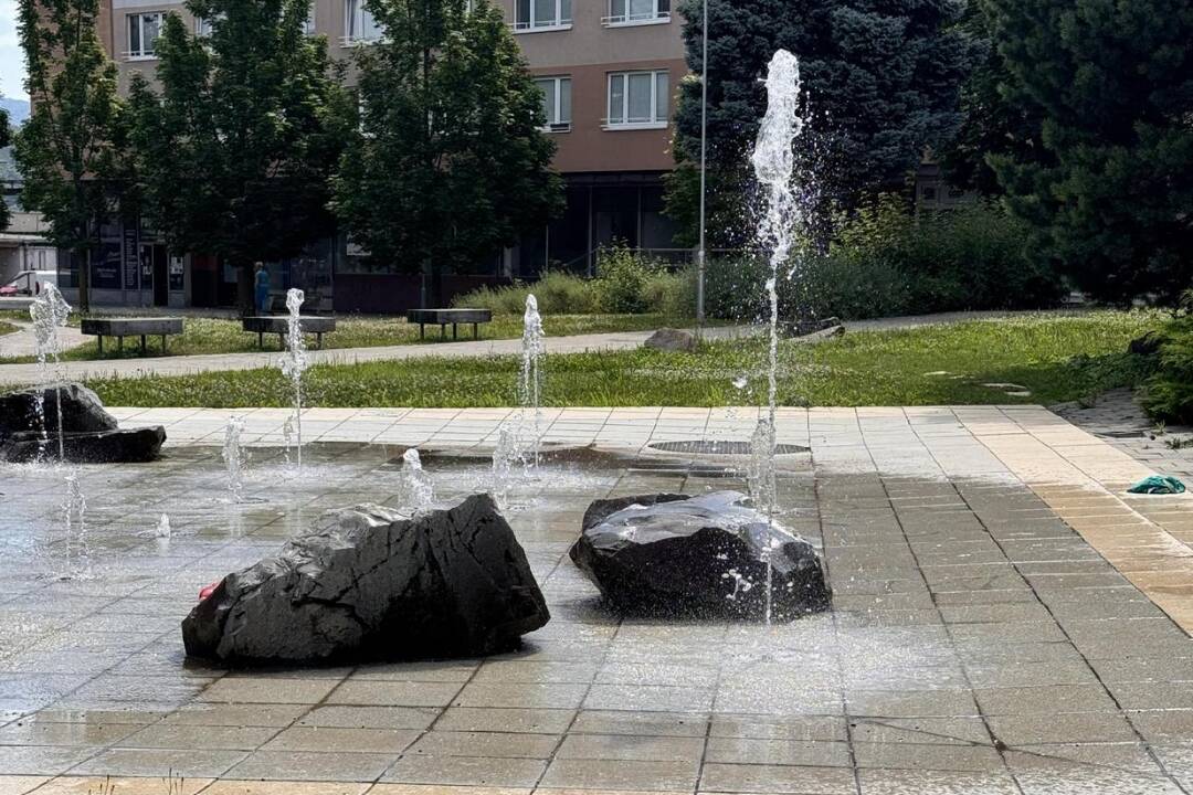 Foto: Horúčavy sužujú aj Žiarčanov. Aké opatrenia zaviedla samospráva?