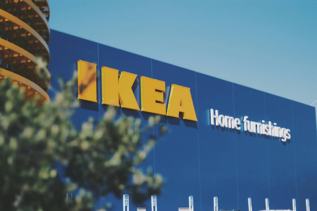 Ikea prichádza s prevratnou novinkou, nábytok už poskladáte bez skrutiek. Rozloženie bude rovnako jednoduchšie