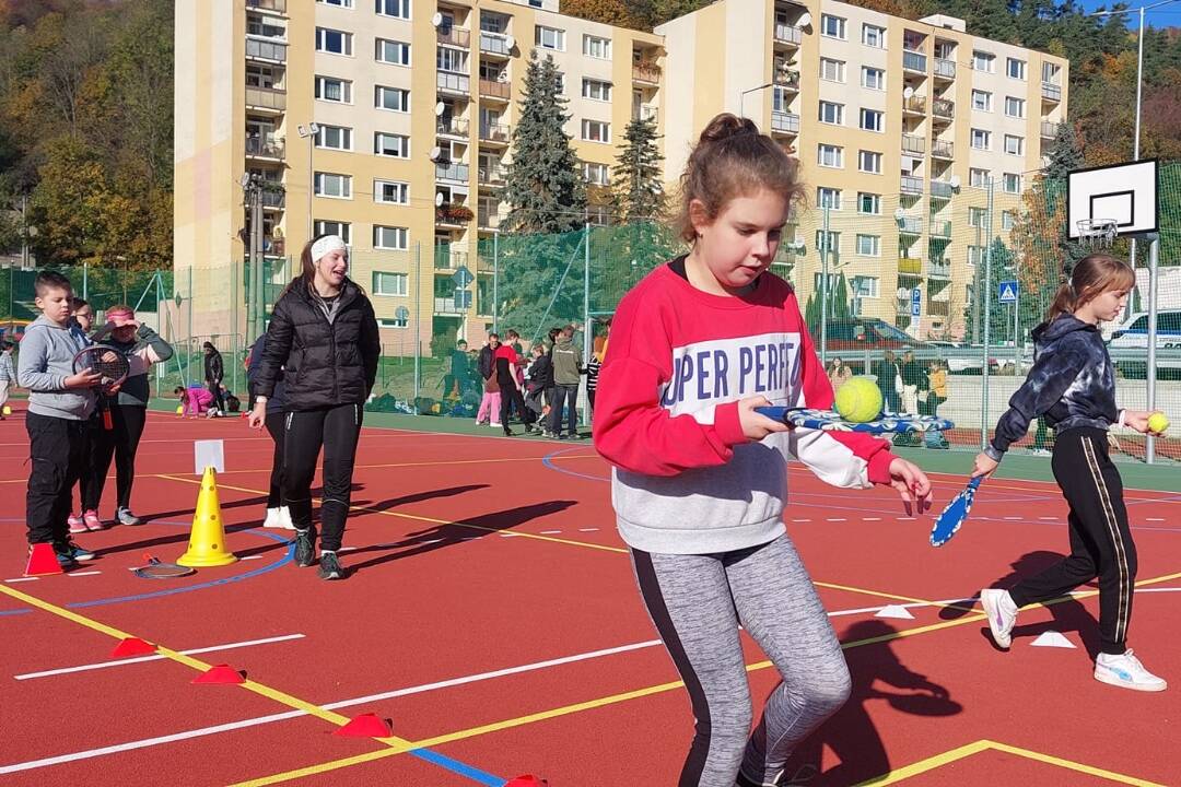 Foto: Kremnica má nové športové epicentrum. Sokolské ihrisko privítalo prvých športovcov