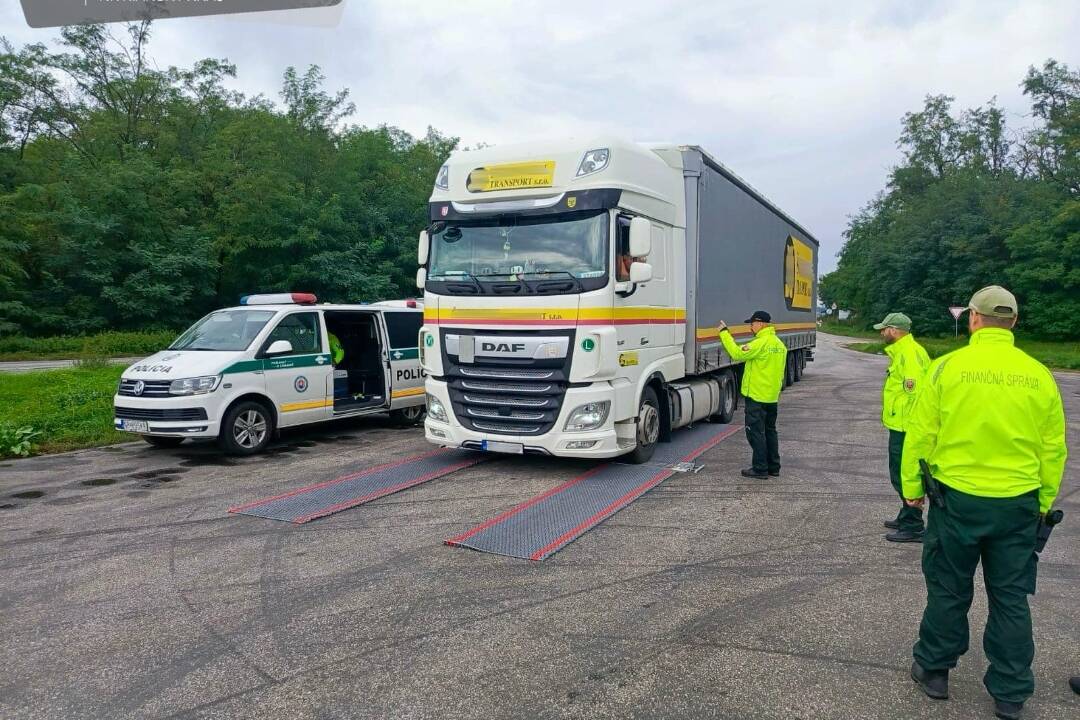 Foto: Policajtov stretnete na cestách aj tento týždeň. Na akých vodičov sa zamerajú?