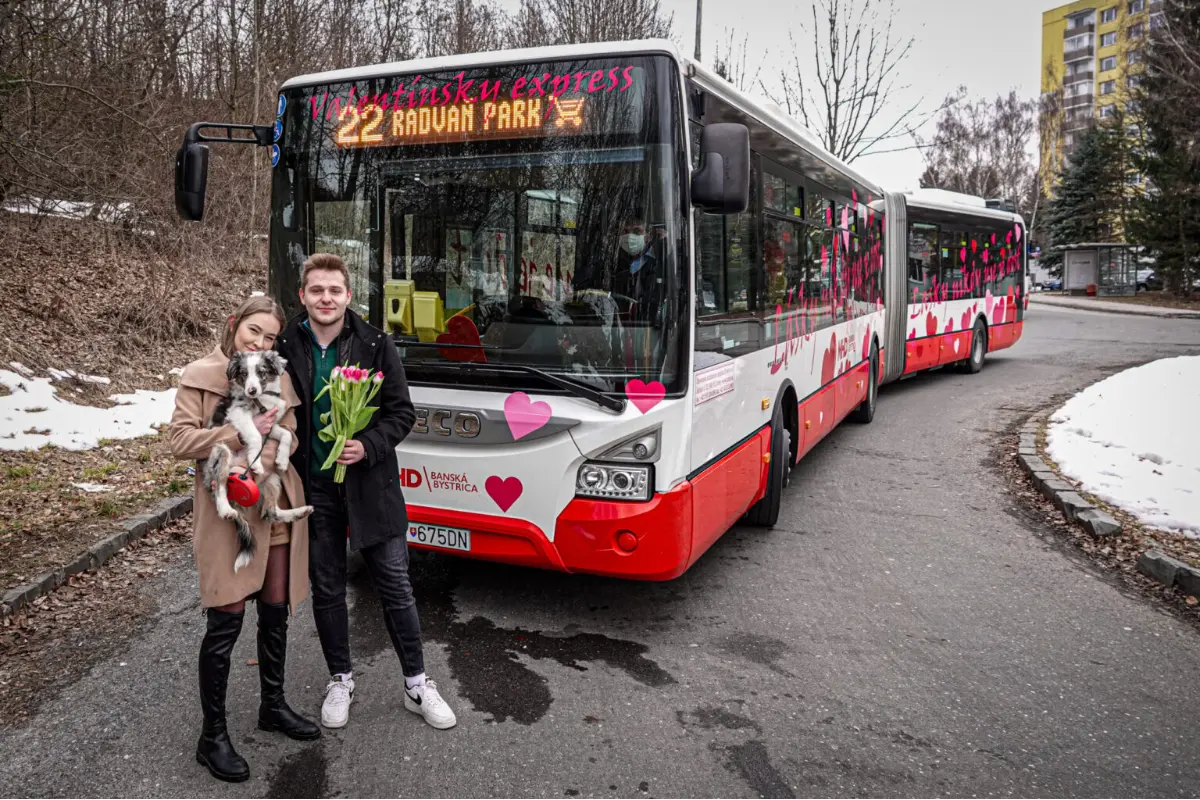 Foto: VIDEO: V Banskej Bystrici dnes premáva Valentínsky express, cestujúcich čaká špeciálne prekvapenie