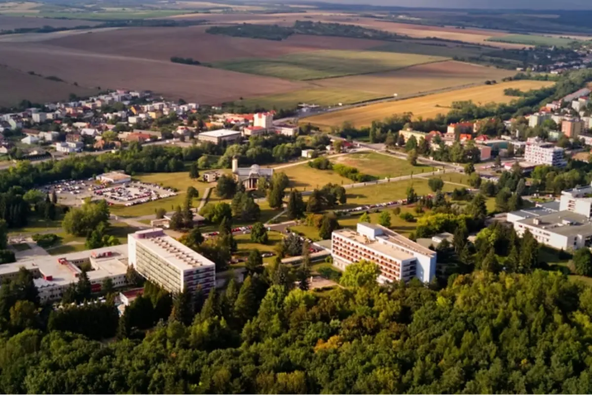 Foto: Žiadna spaľovňa v Dudinciach nebude, tvrdí  minister zdravotníctva Kamil Šaško, ktorý zrušil vyhlášku