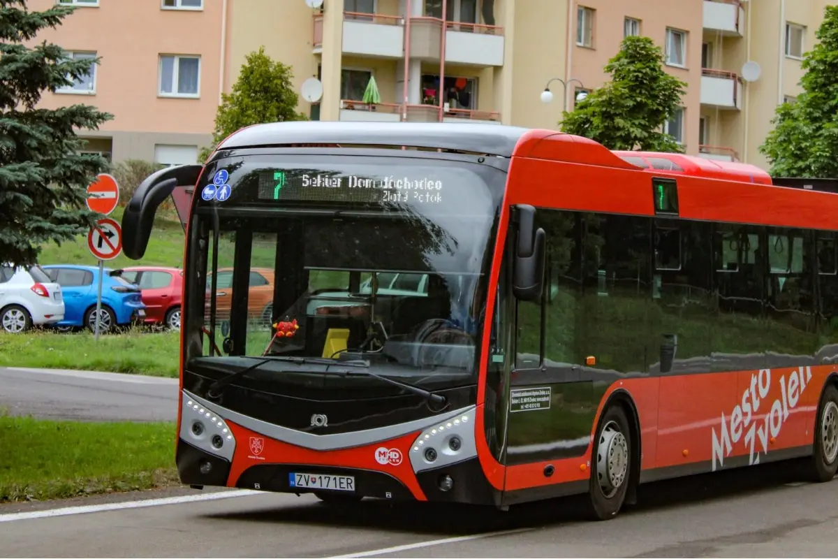 Foto: Revolúcia v zvolenskej MHD, pribudnú zastávky, zlepší sa grafikon a vytvorí aplikácia