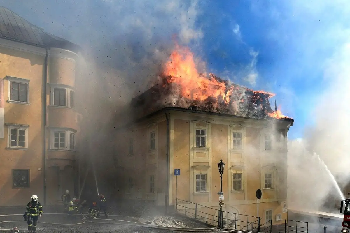 FOTO: Od tragického požiaru v historickom centre Banskej Štiavnice uplynuli dva roky, obnova ZUŠ napreduje