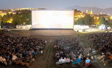 Letné kino na amfiteátri v Banskej Bystrici hrá v najbližších dňoch najhorúcejšie novinky