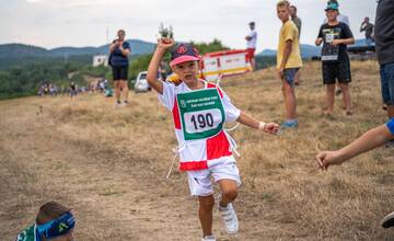 FOTO: Bežecká výzva v Žiari nad Hronom: Ako sa pretekári vyrovnali s behom na Šibeničný kopec