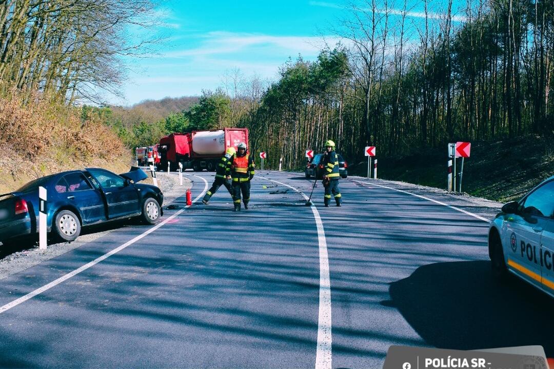 FOTO: Tragická nehoda medzi obcami Figa a Bátka, foto 2