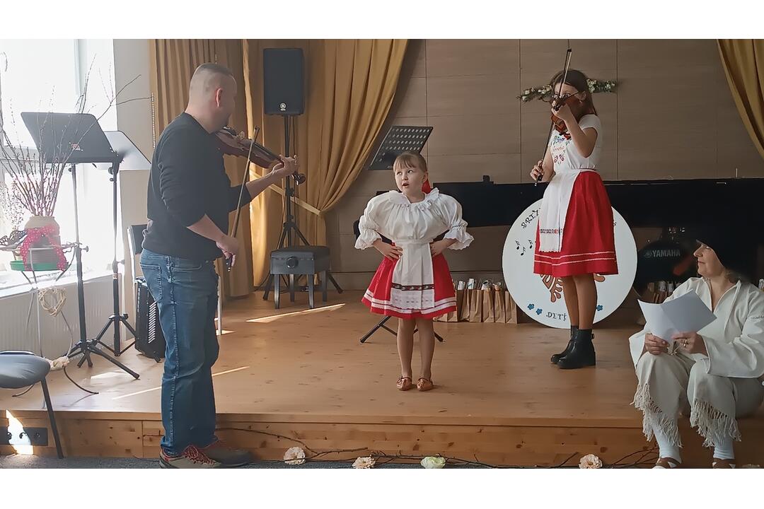 FOTO: Po štyroch rokoch sa opäť konal Brezniansky slávik, foto 2