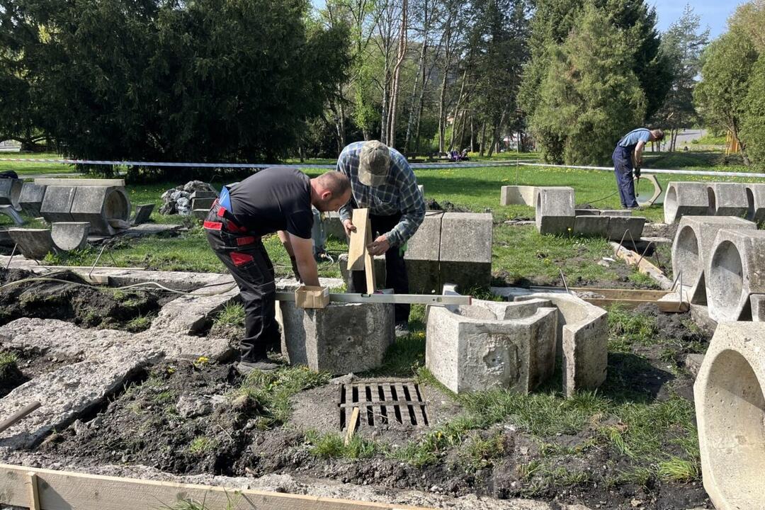 FOTO: Ikonické detské ihrisko Hexagon v Banskej Bystrici už čoskoro znovu otvoria, foto 4