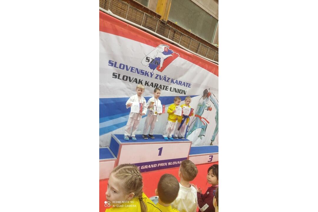 FOTO: Karate klub MŠK Žiar nad Hronom získal viaceré medaily, foto 9