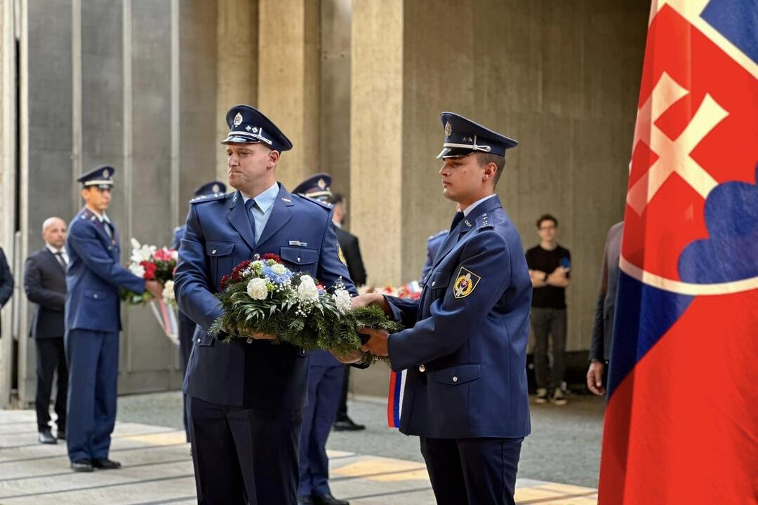 FOTO: Dnes si pripomíname Deň víťazstva nad fašizmom, foto 1