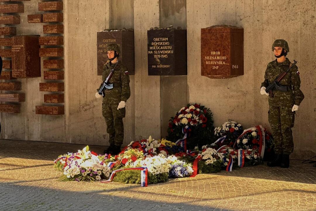 FOTO: Dnes si pripomíname Deň víťazstva nad fašizmom, foto 2