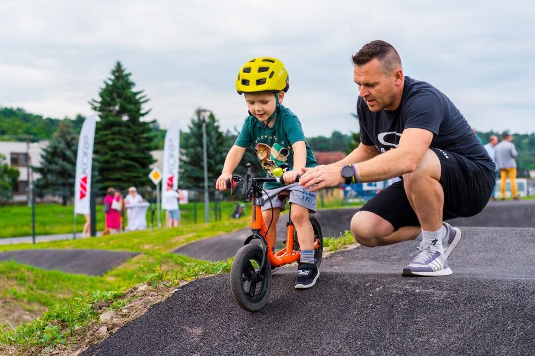 FOTO: V Krupine otvorili novú pumptrack arénu za 157-tisíc eur, foto 1