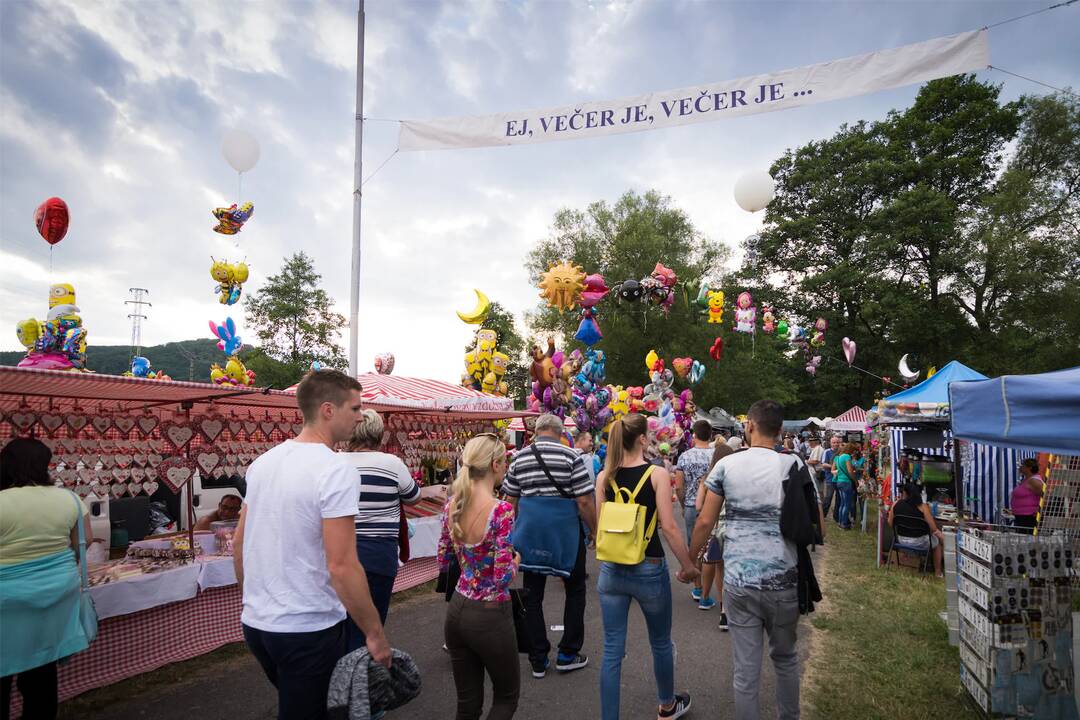 FOTO: Minulé ročníky Folklórnych slávností pod Poľanou , foto 5