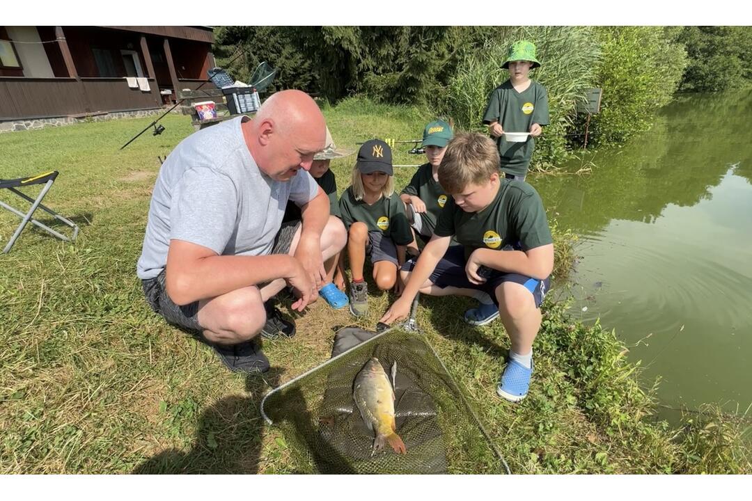 FOTO: S udicou do tábora. Letný tábor na Badíne ponúka netradičné zážitky, foto 1