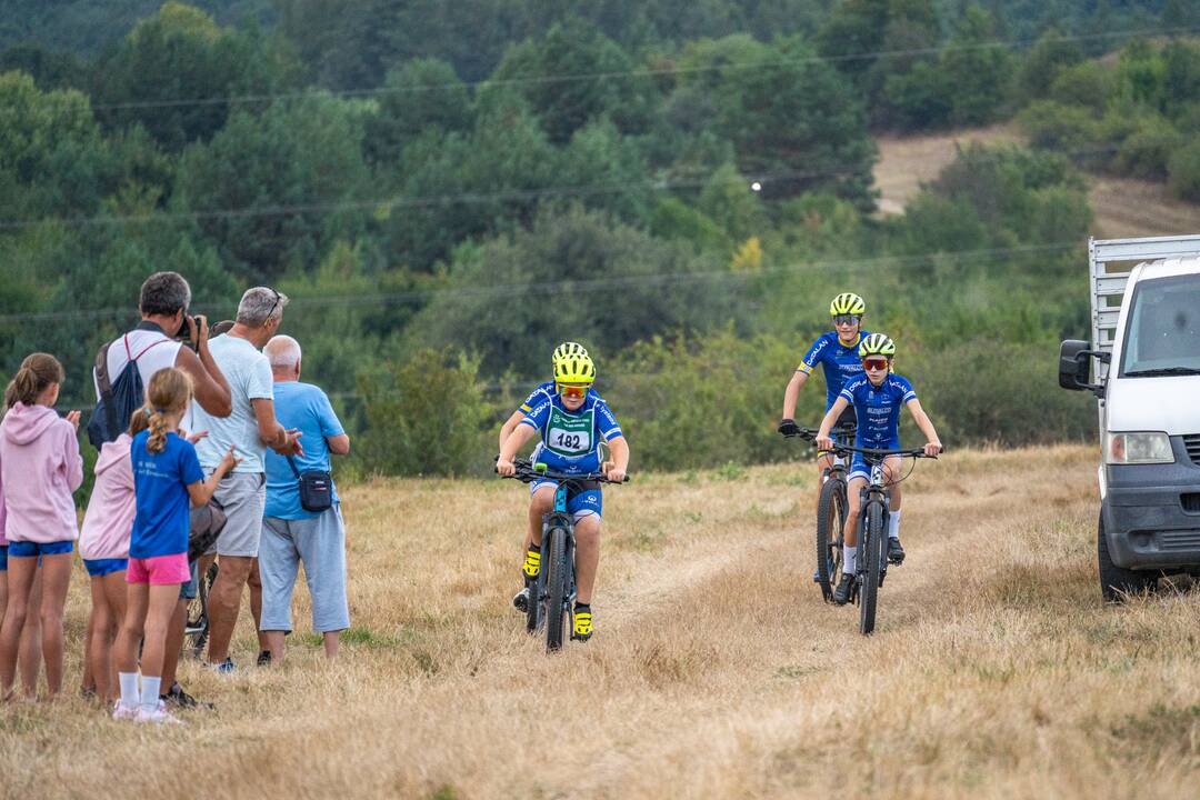 FOTO: 21. ročník Beh SNP do vrchu na Šibeničný vrch, foto 16