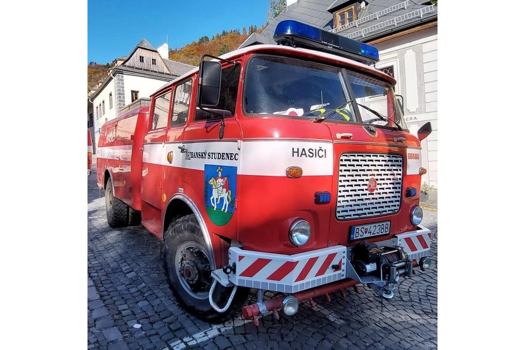 FOTO: Hasiči z celého regiónu si preverovali svoje schopnosti na Starom zámku, foto 9