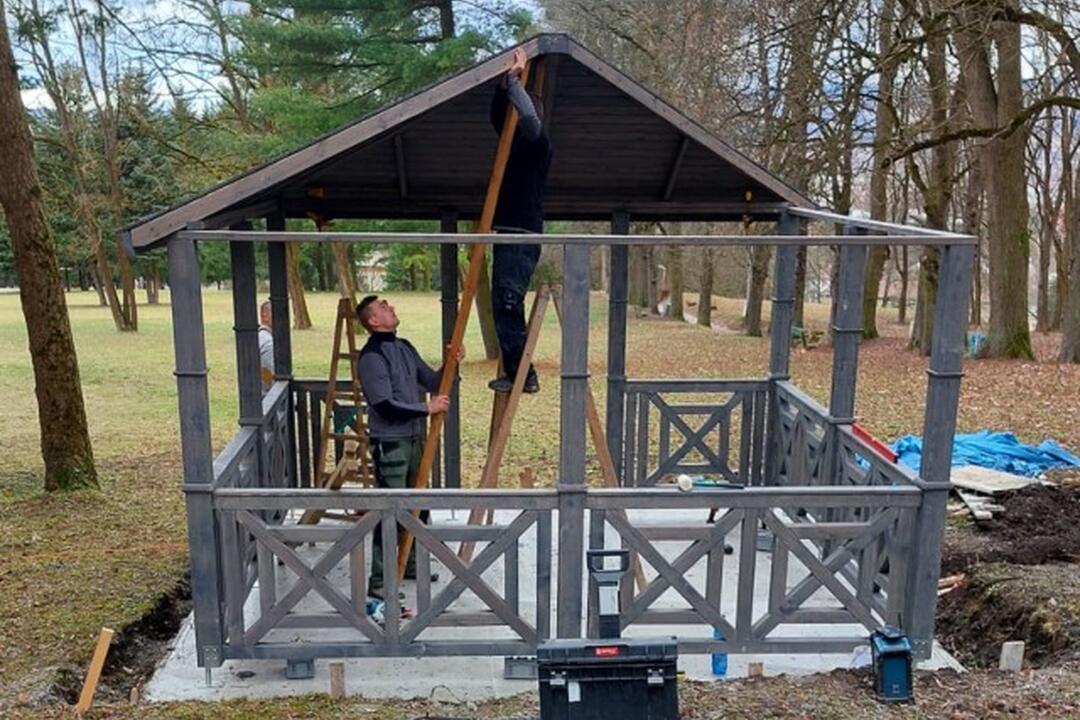 FOTO: Podarí sa obnoviť klenot regiónu v Kúpeľoch Sliač? Chýbajú tisíce eur, foto 7