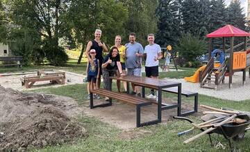 FOTO: Na sídlisku sa osadilo nové sedenie